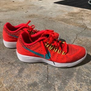 Women’s Nike Lunartempo